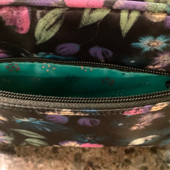 LUG - CAROUSEL XL - NWOT.  BLOOM BLACK - Picture 3 of 7